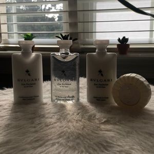 Bvlgari Travel shower supplies